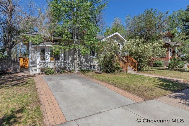 3046 DILLON AVE, Cheyenne, WY 82001