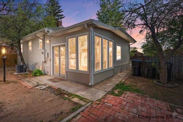3046 DILLON AVE, Cheyenne, WY 82001