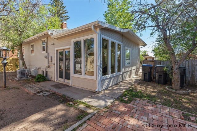 3046 DILLON AVE, Cheyenne, WY 82001