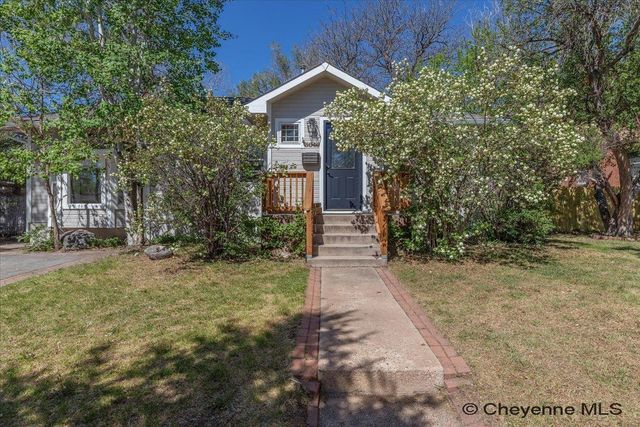 3046 DILLON AVE, Cheyenne, WY 82001