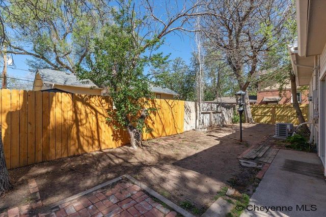 3046 DILLON AVE, Cheyenne, WY 82001