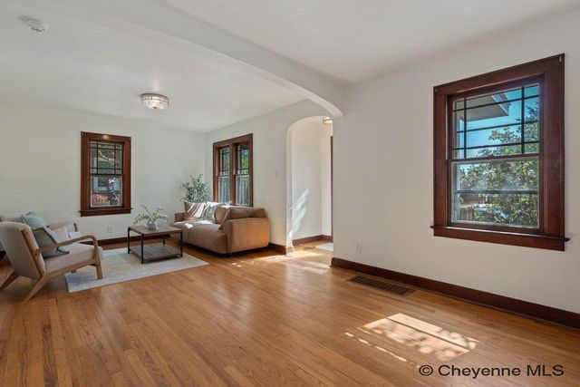 3046 DILLON AVE, Cheyenne, WY 82001