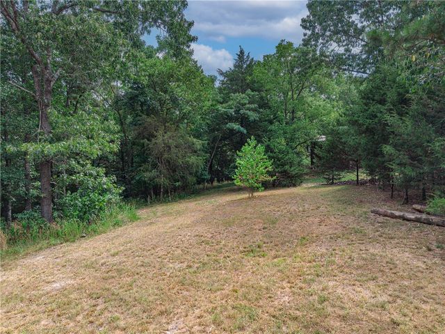 20183 Lake Estates Circle, Rogers, AR 72756