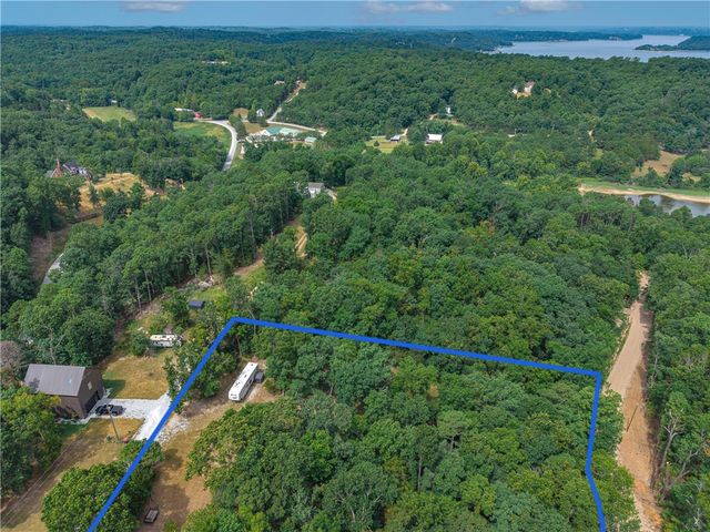 20183 Lake Estates Circle, Rogers, AR 72756