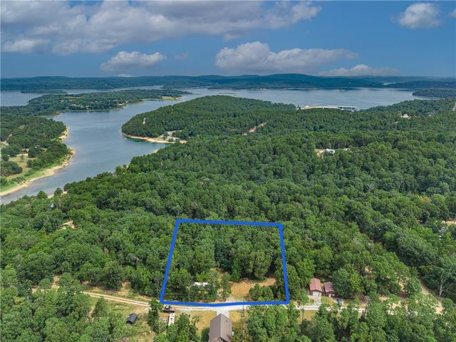 20183 Lake Estates Circle, Rogers, AR 72756