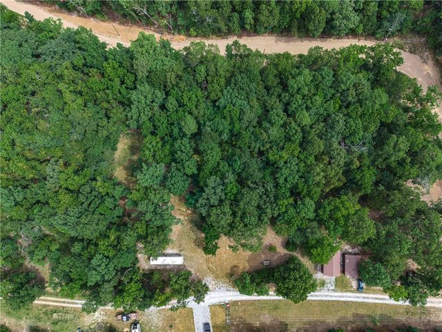 20183 Lake Estates Circle, Rogers, AR 72756