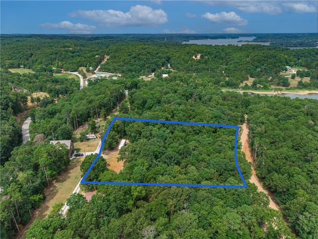 20183 Lake Estates Circle, Rogers, AR 72756