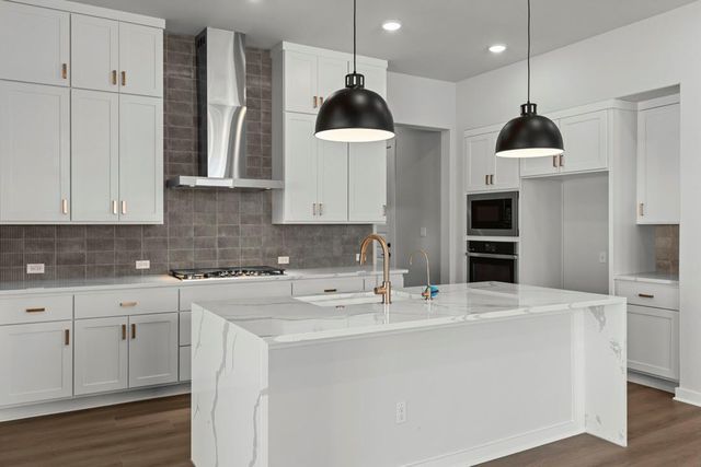 616 Leeland Drive, Liberty Hill, TX 78642