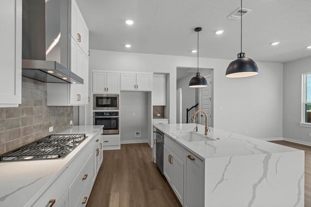 616 Leeland Drive, Liberty Hill, TX 78642