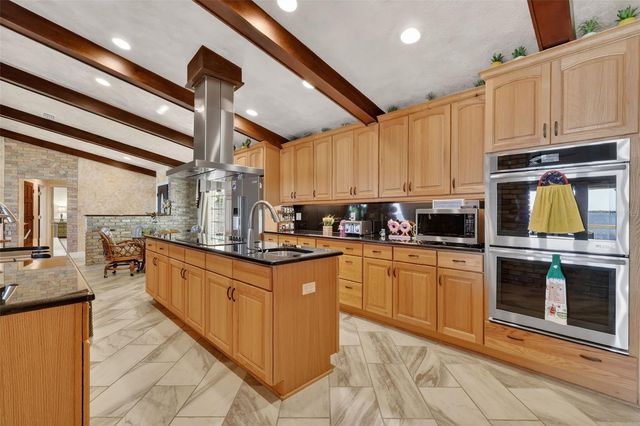 13033 SE 158TH LANE, Weirsdale, FL 32195