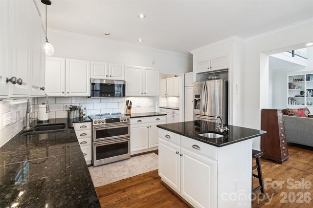 7619 Treyford Lane, Charlotte, NC 28270