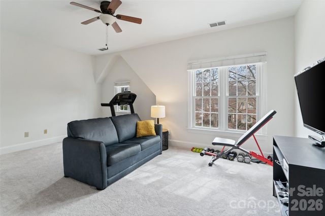 7619 Treyford Lane, Charlotte, NC 28270