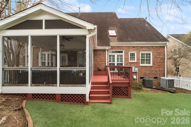 7619 Treyford Lane, Charlotte, NC 28270