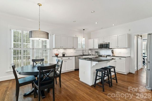 7619 Treyford Lane, Charlotte, NC 28270