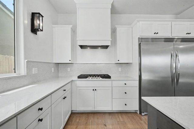 735 Traverse Drive S, Madera, CA 93636