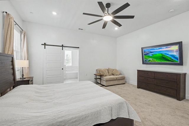735 Traverse Drive S, Madera, CA 93636
