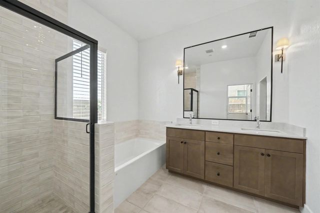 735 Traverse Drive S, Madera, CA 93636