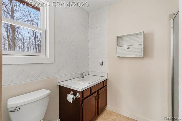 8239 Hill Road, Swartz Creek, MI 48473