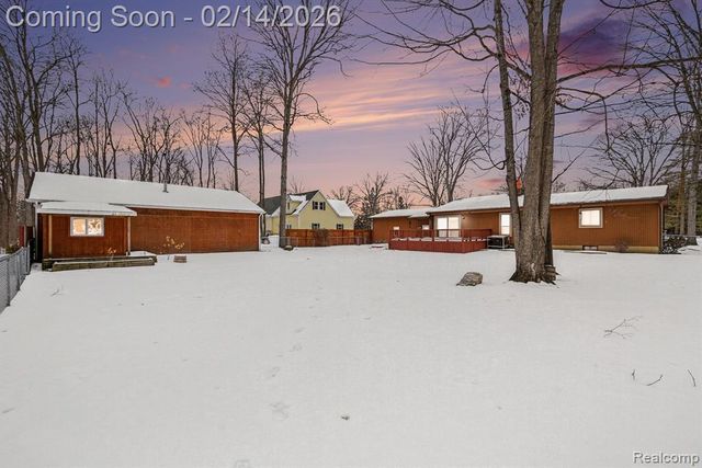 8239 Hill Road, Swartz Creek, MI 48473