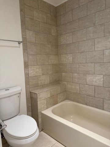 203 E Lakeview Dr Drive E, Royal Palm Beach, FL 33411