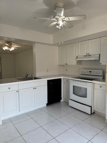 203 E Lakeview Dr Drive E, Royal Palm Beach, FL 33411