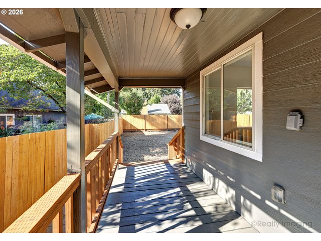 13625 Se BUSH St, Portland, OR 97236