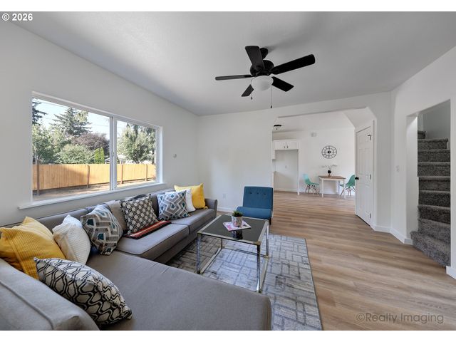 13625 Se BUSH St, Portland, OR 97236