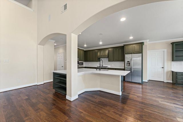 7 N Beech Springs Circle, Spring, TX 77389