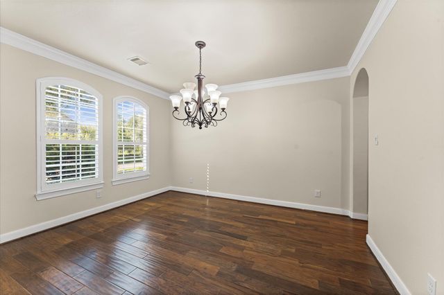 7 N Beech Springs Circle, Spring, TX 77389