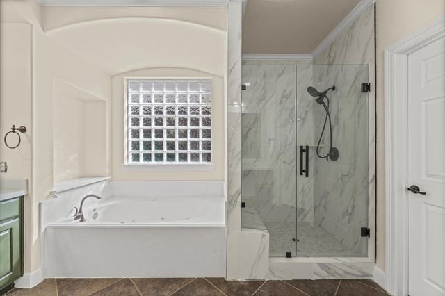 7 N Beech Springs Circle, Spring, TX 77389