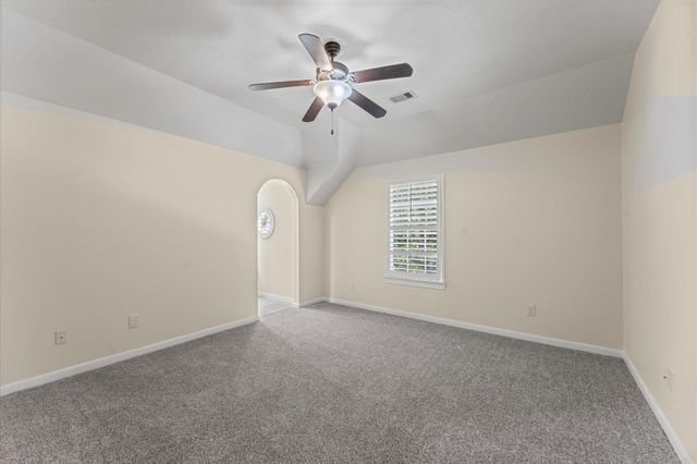 7 N Beech Springs Circle, Spring, TX 77389