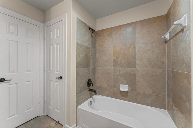 7 N Beech Springs Circle, Spring, TX 77389