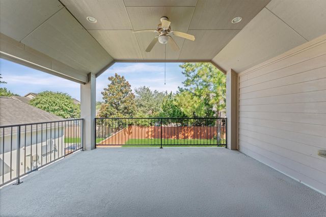 7 N Beech Springs Circle, Spring, TX 77389