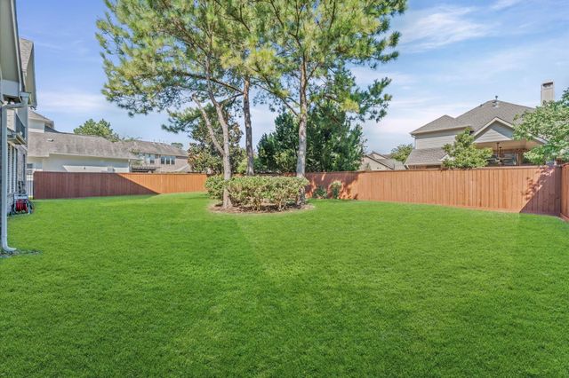 7 N Beech Springs Circle, Spring, TX 77389