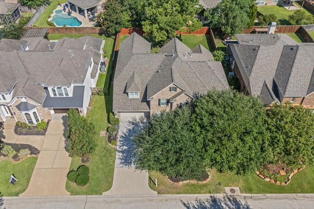7 N Beech Springs Circle, Spring, TX 77389