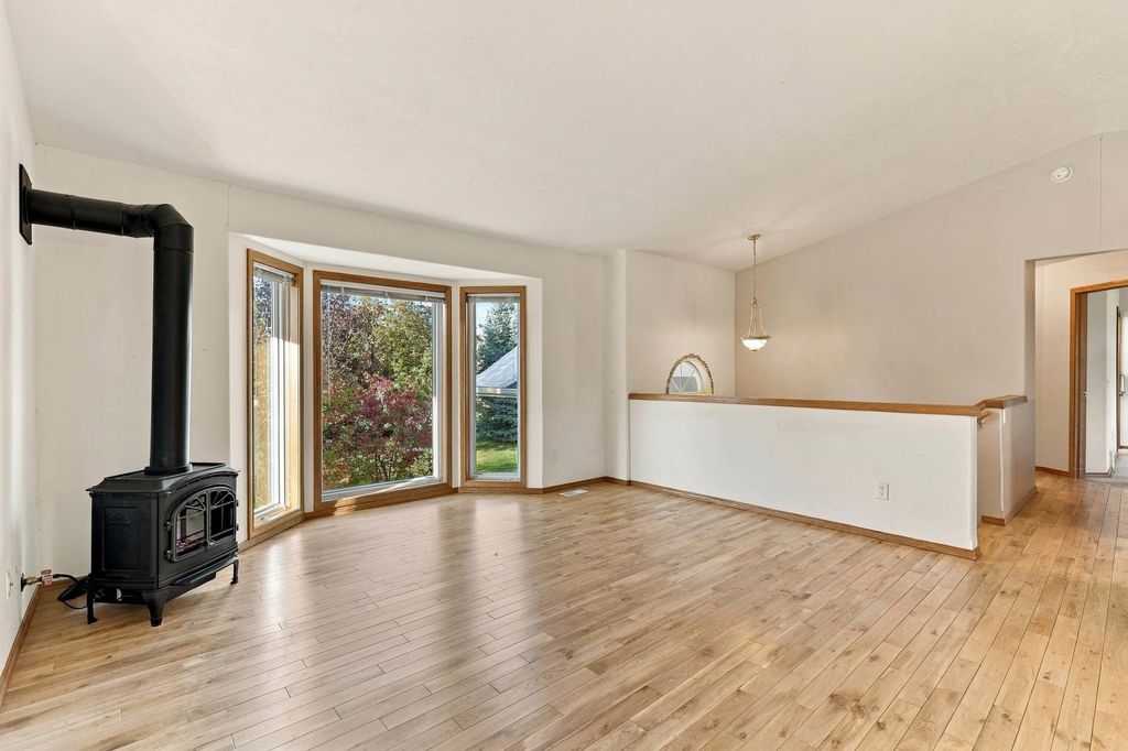 13378 W Greenfield Rd, Nine Mile Falls, WA 99026 photo 3