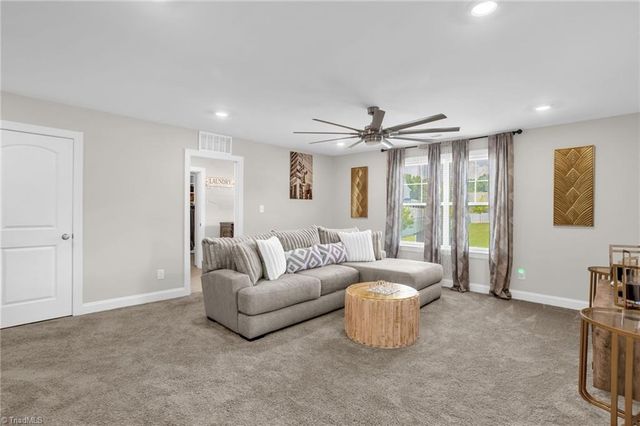 1514 Motsinger Road, Winston-salem, NC 27107