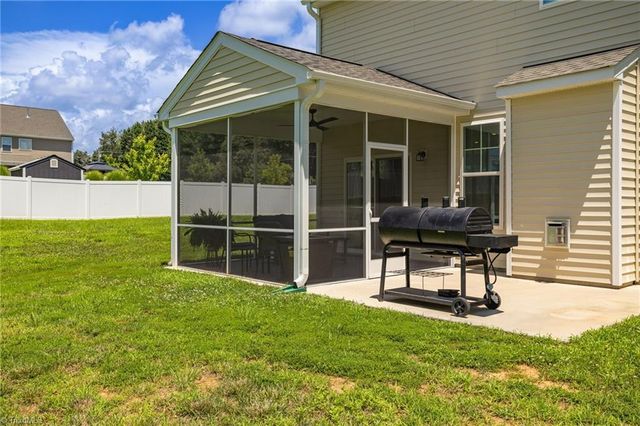 1514 Motsinger Road, Winston-salem, NC 27107