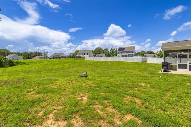 1514 Motsinger Road, Winston-salem, NC 27107