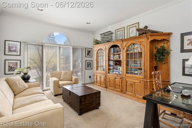 7026 Daventry Woods Drive, West Bloomfield, MI 48322