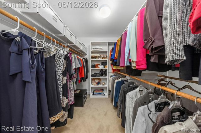 7026 Daventry Woods Drive, West Bloomfield, MI 48322