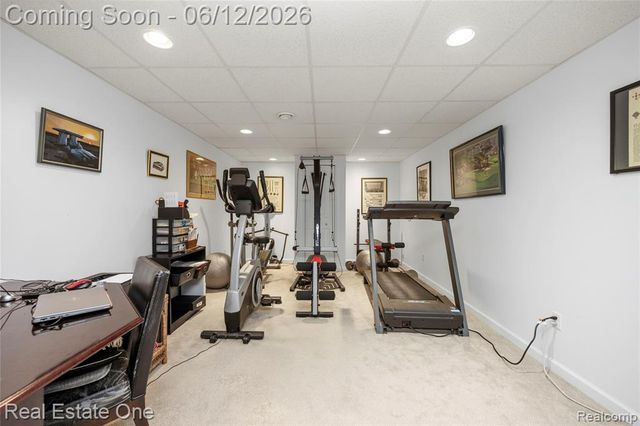 7026 Daventry Woods Drive, West Bloomfield, MI 48322
