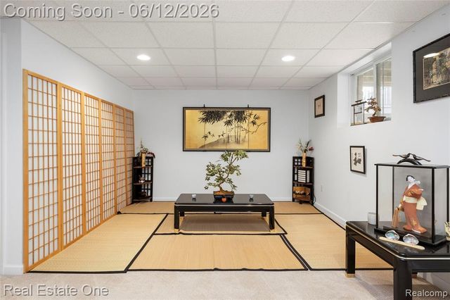 7026 Daventry Woods Drive, West Bloomfield, MI 48322