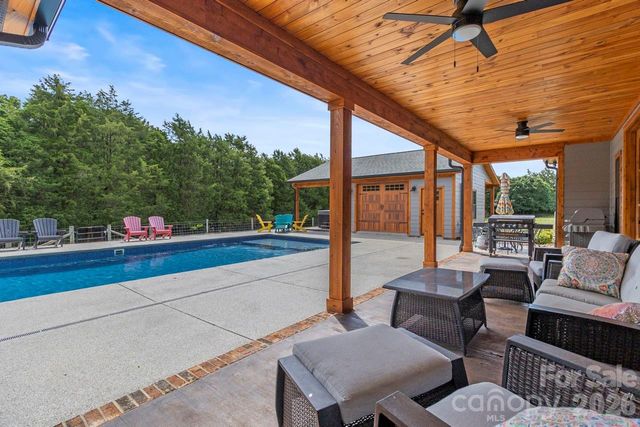 178 Key Farmstead Lane, Lincolnton, NC 28092