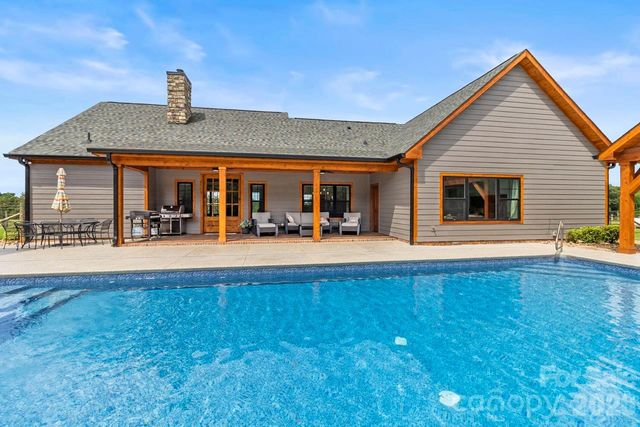 178 Key Farmstead Lane, Lincolnton, NC 28092