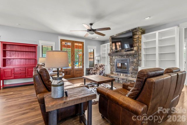 178 Key Farmstead Lane, Lincolnton, NC 28092