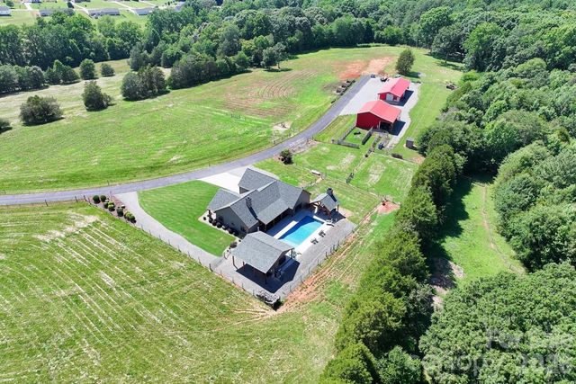 178 Key Farmstead Lane, Lincolnton, NC 28092