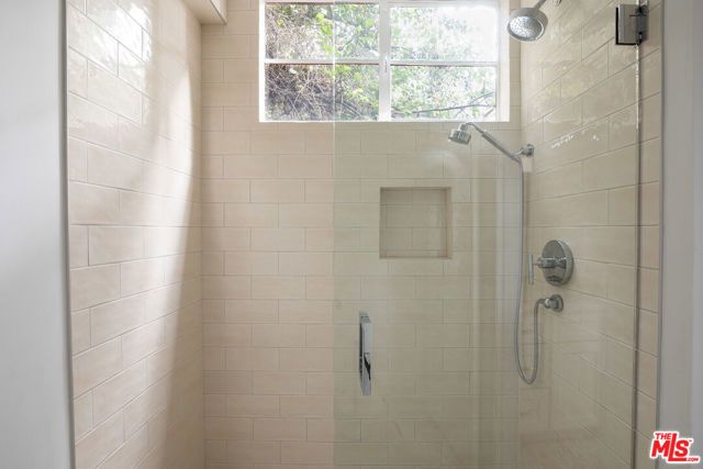 29233 Heathercliff Road 3, Malibu, CA 90265