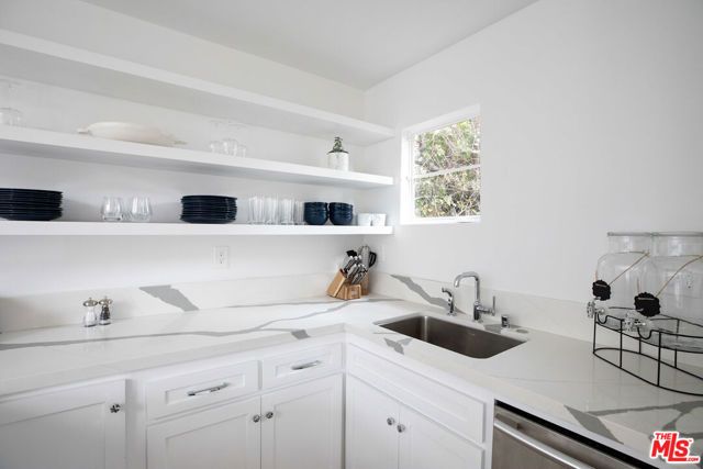 29233 Heathercliff Road 3, Malibu, CA 90265