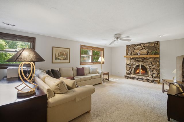 5530 Greenwood Street, Morton Grove, IL 60053